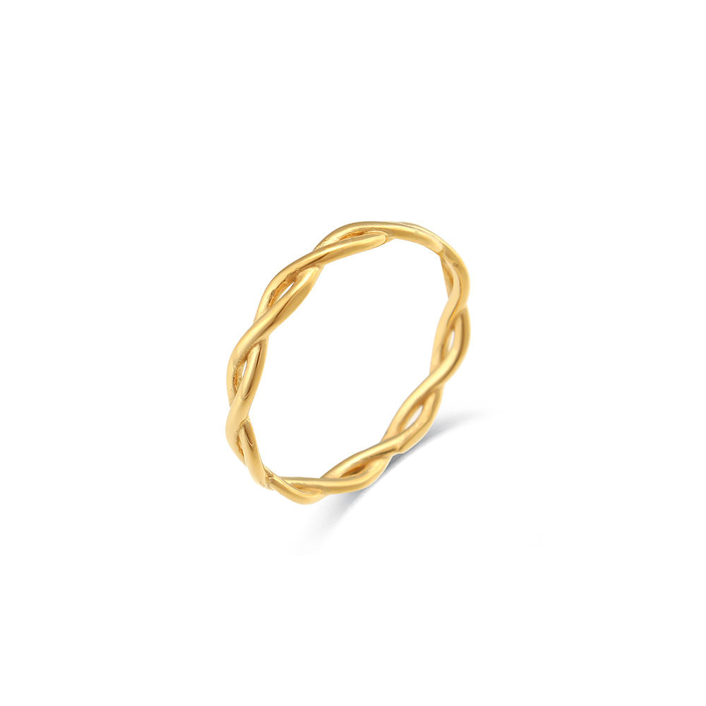 Solene Twist Ring