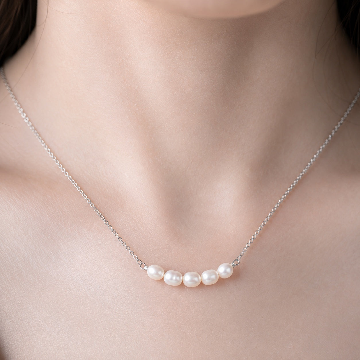 Livia Pearl Necklace